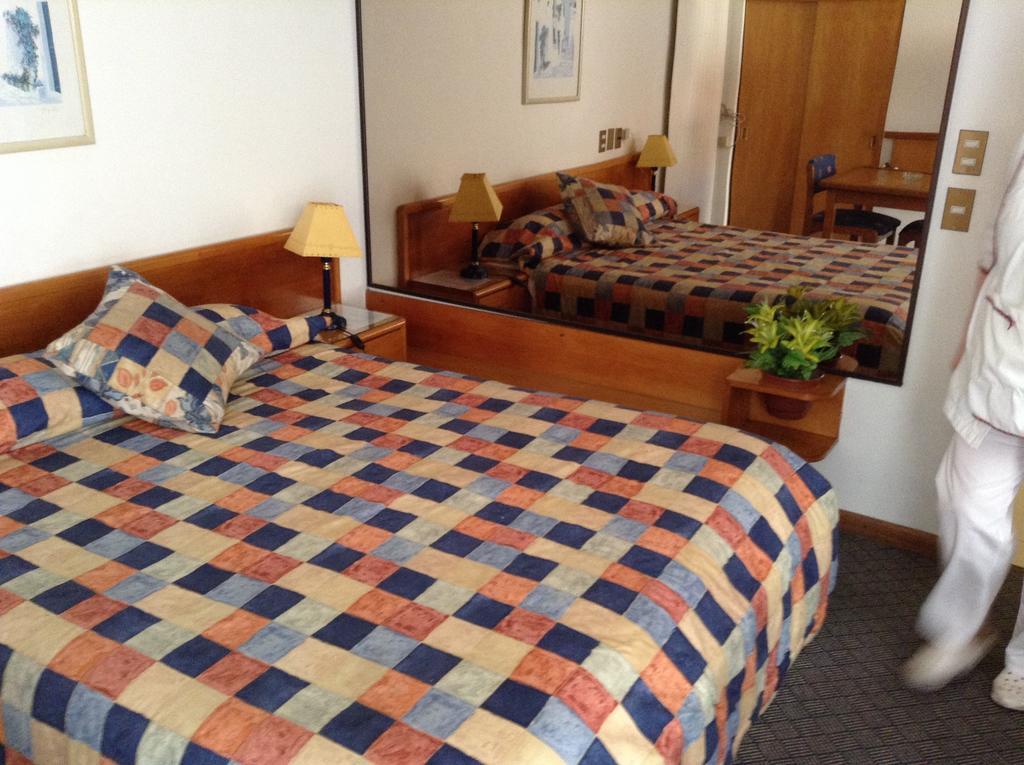 Hotel Alicante Chillán Quarto foto